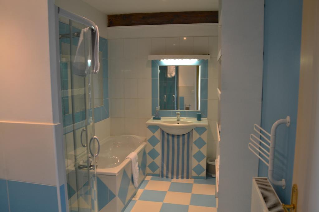 Le Sechoir A Tabac Bed & Breakfast Orléans Cameră foto