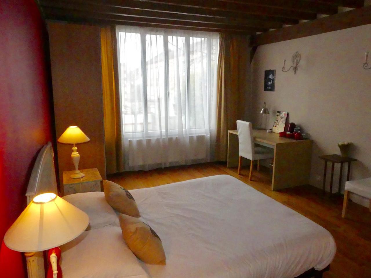 Le Sechoir A Tabac Bed & Breakfast Orléans Exterior foto