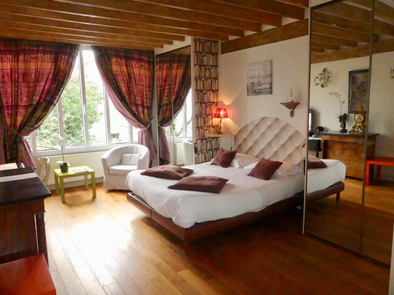 Le Sechoir A Tabac Bed & Breakfast Orléans Exterior foto